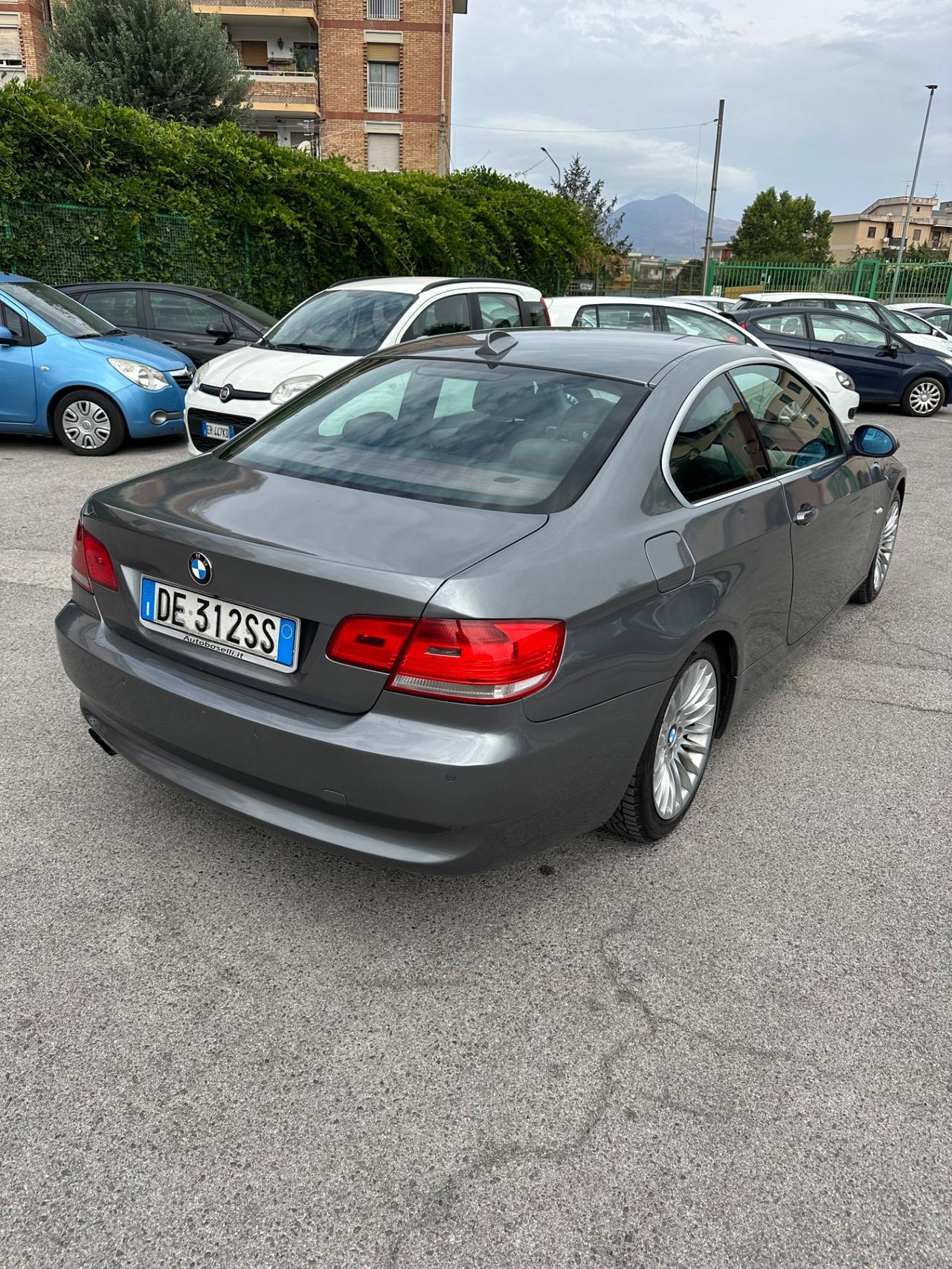 Bmw 325 325i cat Coupé Attiva