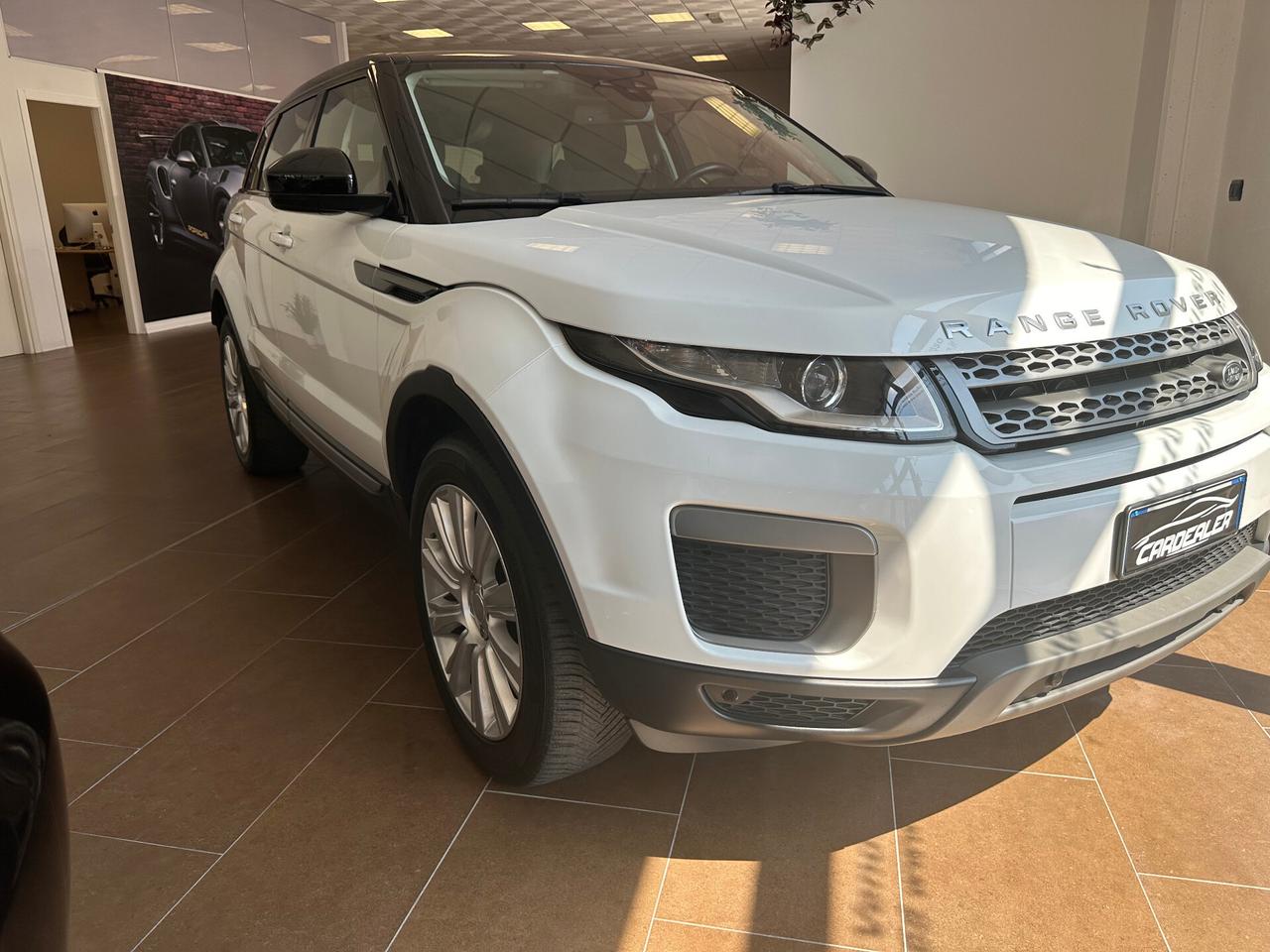 Range Rover Evoque 2.0 TD4 150 CV 5p. Pure