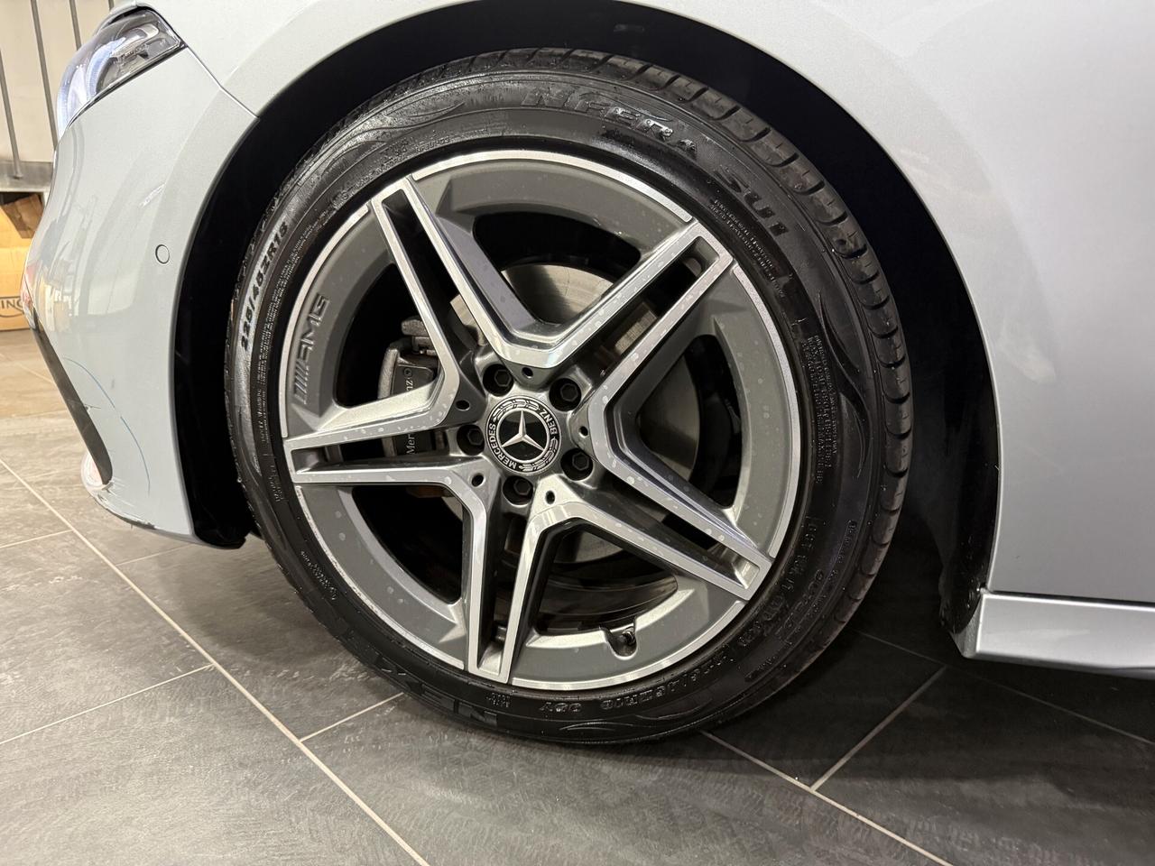 Mercedes-benz A 180 Automatic AMG Line Premium