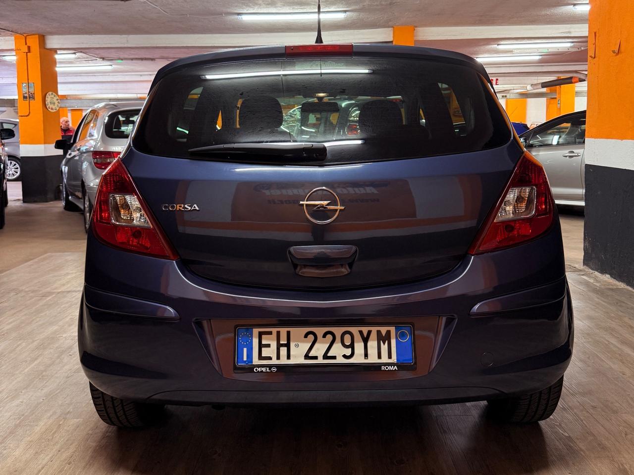 SPETTACOLARE OPEL CORSA 111 ANNIVERSARIO CON 72.498 KM