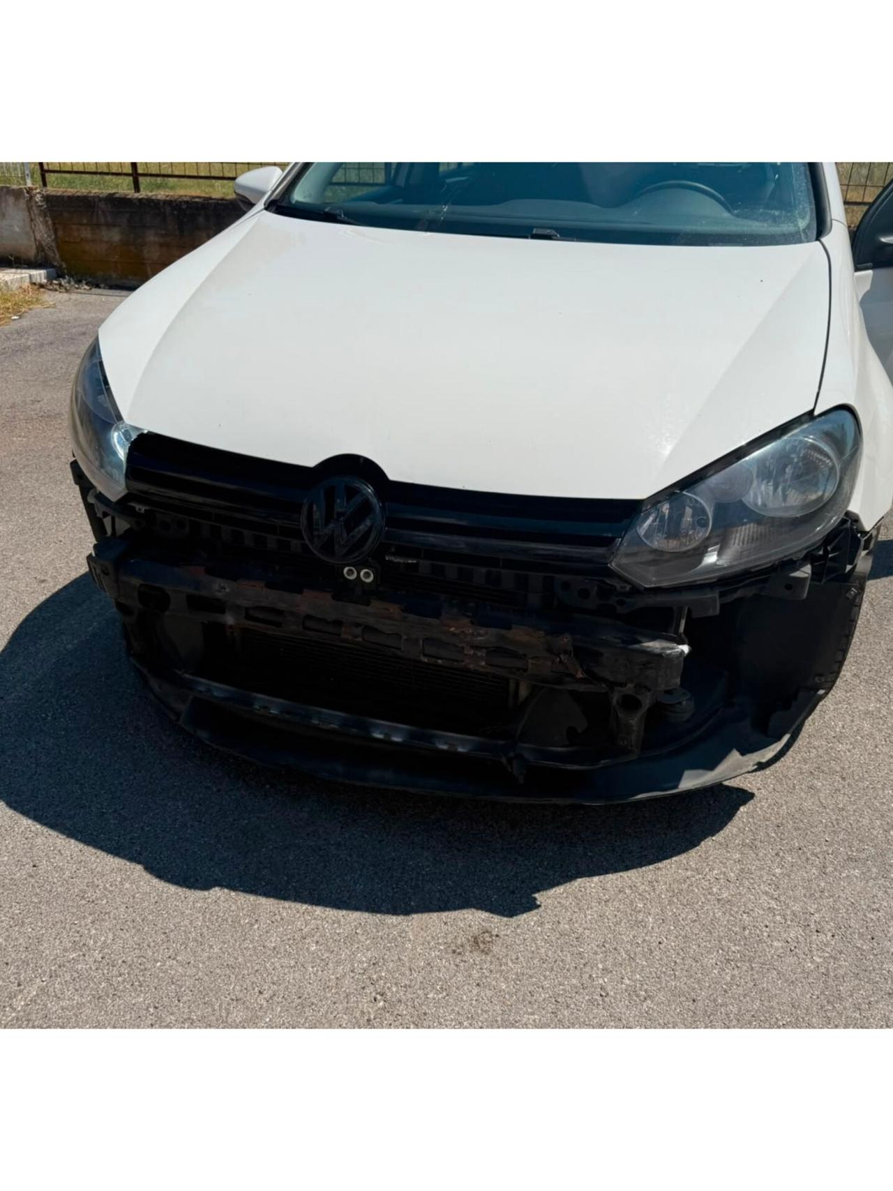 Volkswagen Golf 1.4 benzina **MARCIANTE**