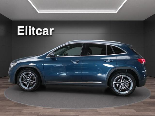MERCEDES-BENZ GLA 180 Automatic Premium amg-line