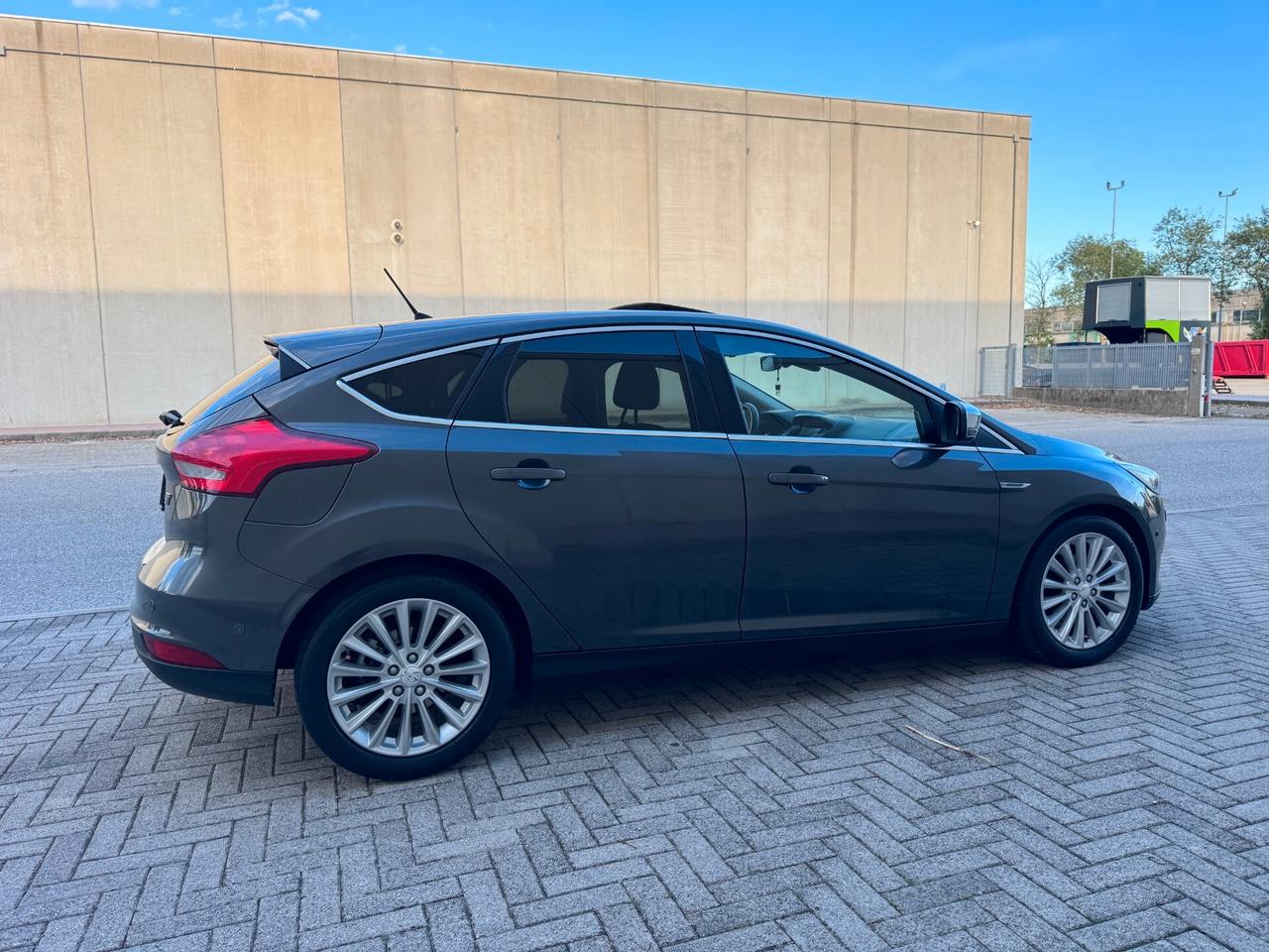 Ford Focus 1.5 TDCi 120 CV Start&Stop Titanium X Gomme nuove in OMAGGIO