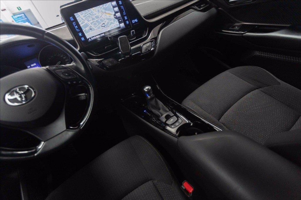 TOYOTA C-HR 1.8h Trend 2wd e-cvt del 2019