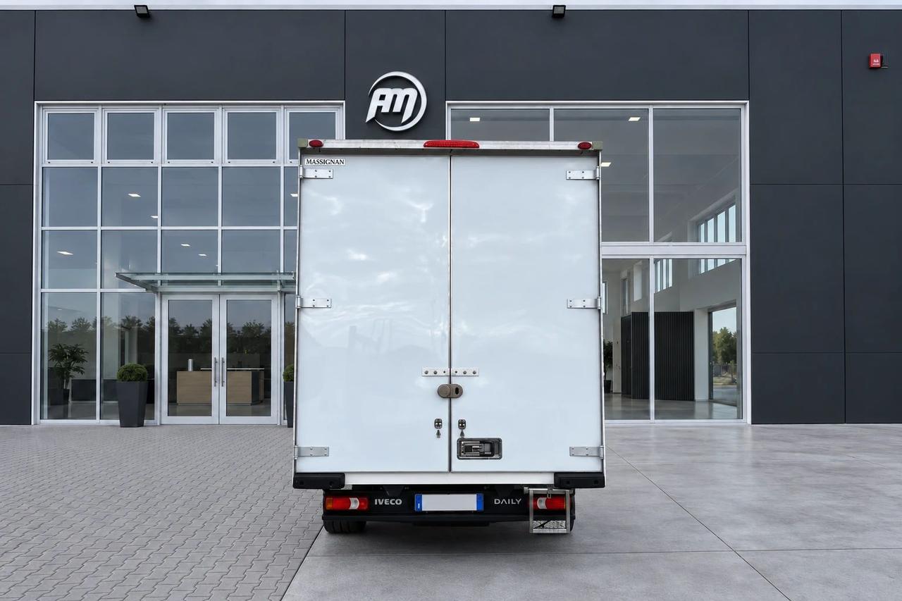 Iveco Daily 35S14 3.0 FURGONATO BOX