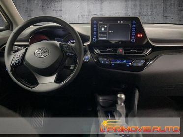 TOYOTA C-HR 1.8 Hybrid E-CVT Business