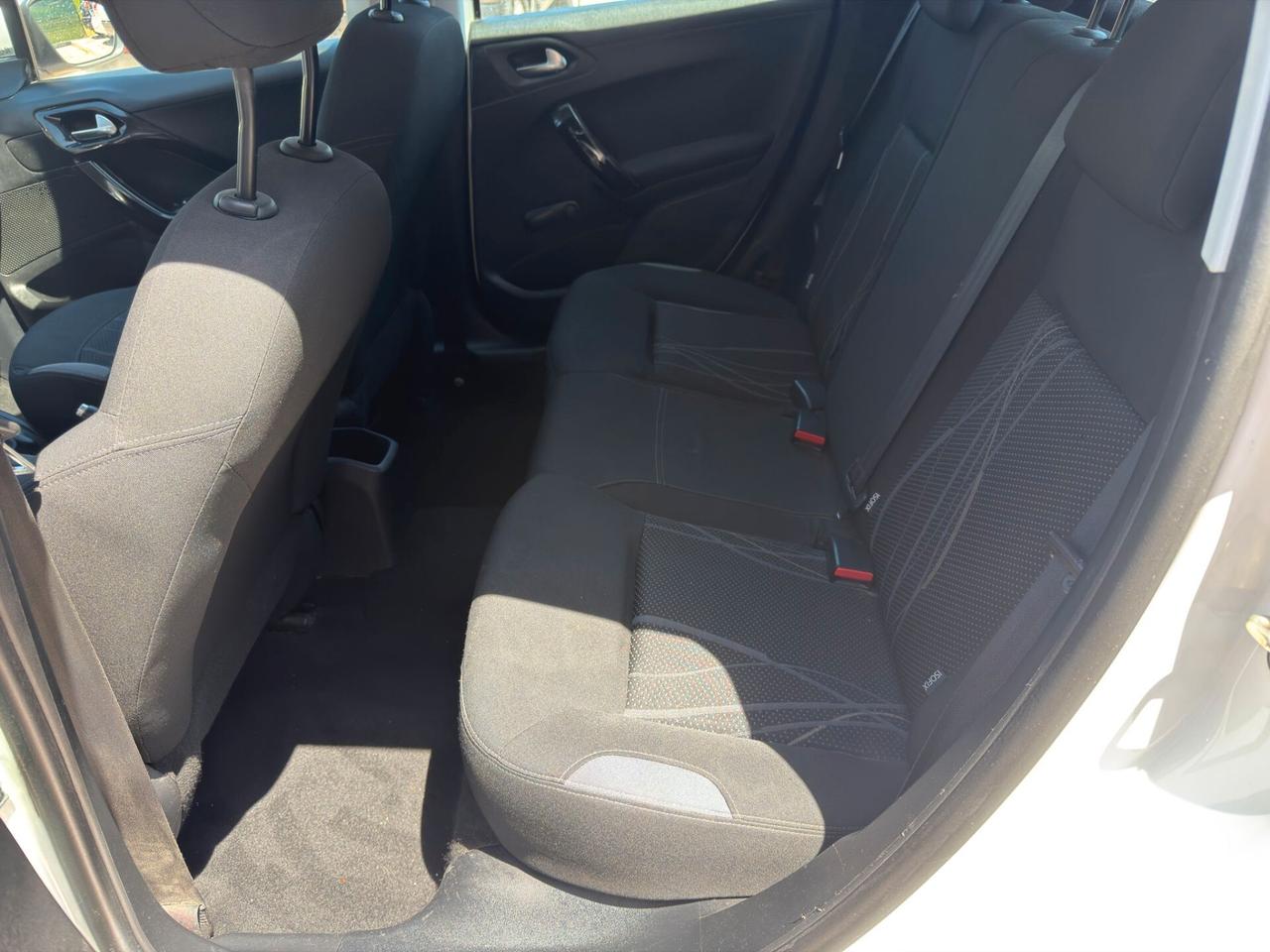 Peugeot 208 1.2 VTi 82 CV 5 porte Allure