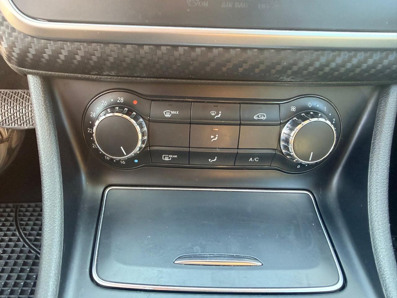 Mercedes-benz GLA 200 d Automatic 4Matic Business
