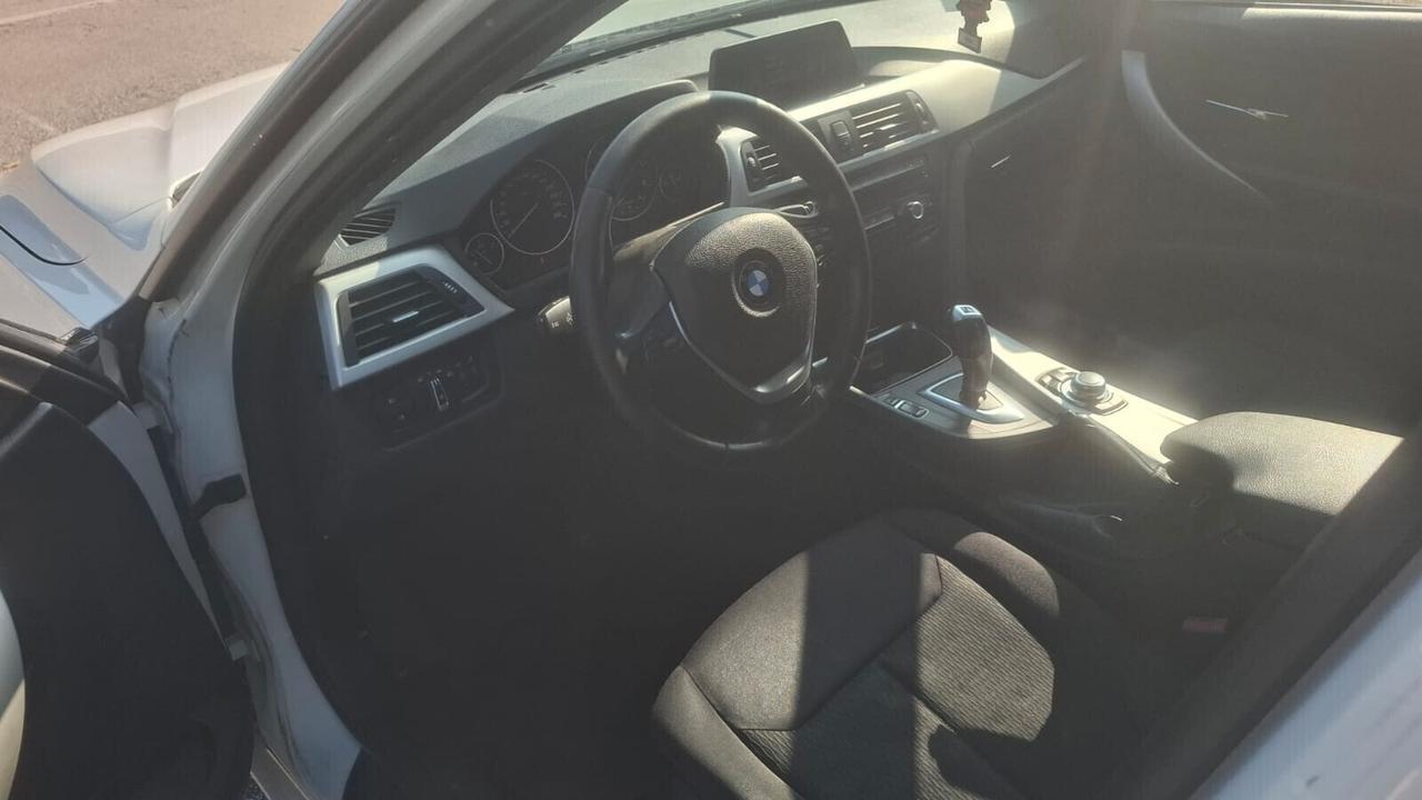 Bmw 318 318d Touring Business aut.