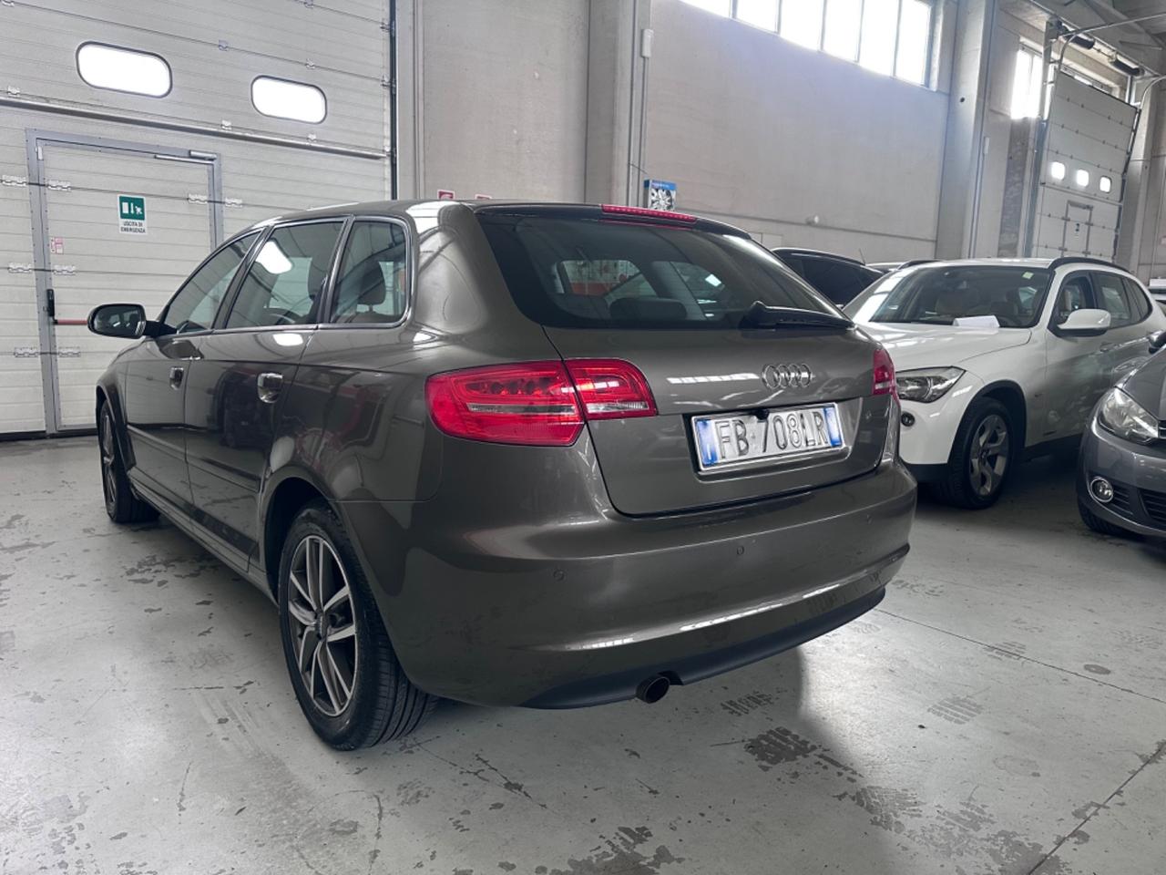 Audi A3 1.6 TDI 105 CV CR S tronic Attraction