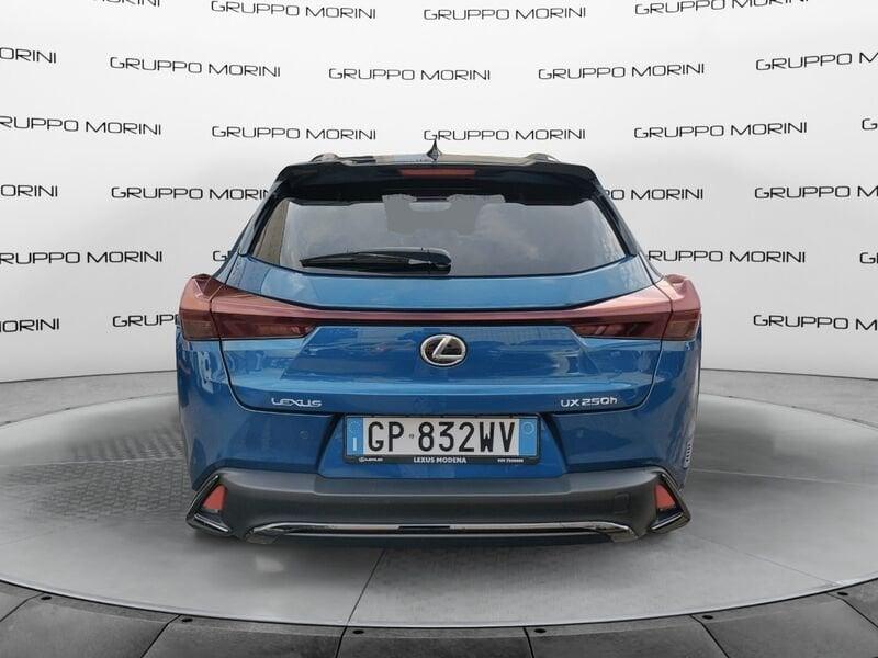 Lexus UX Hybrid Design