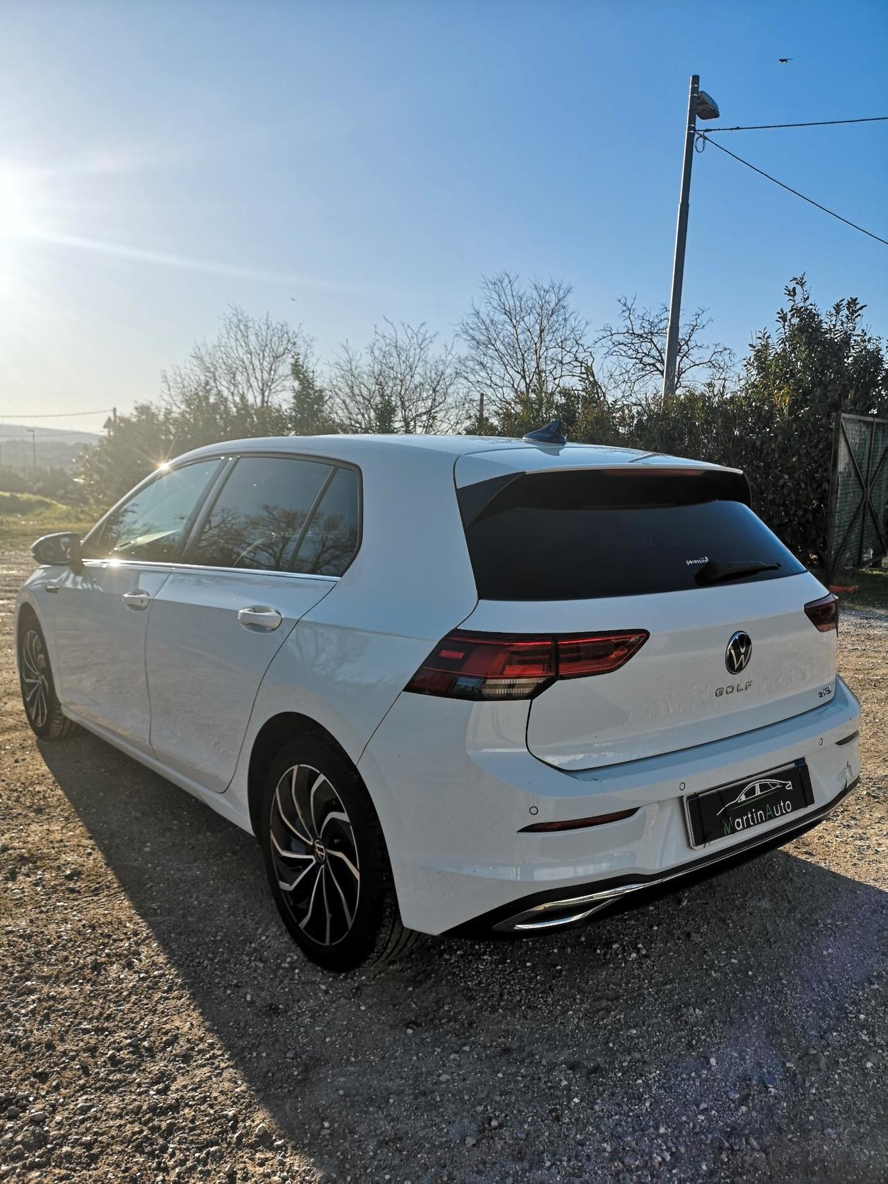 Volkswagen Golf 1.5 eTSI 150 CV R-Line