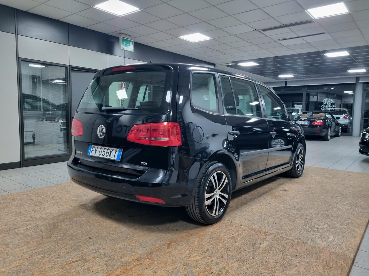 VOLKSWAGEN TOURAN 1.6 TDI 105 COMFORTLINE 7 POSTI