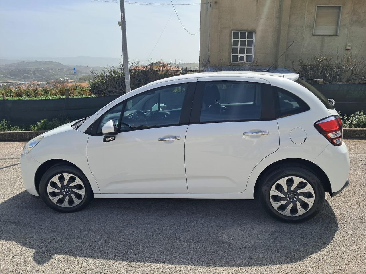 Citroen C3 BlueHDi 75cv AIRDREAM NAVI/LED2016