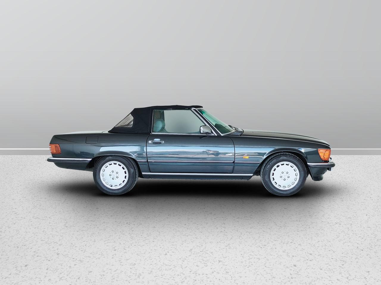 Mercedes-Benz SL Roadster - R107 - SL 300