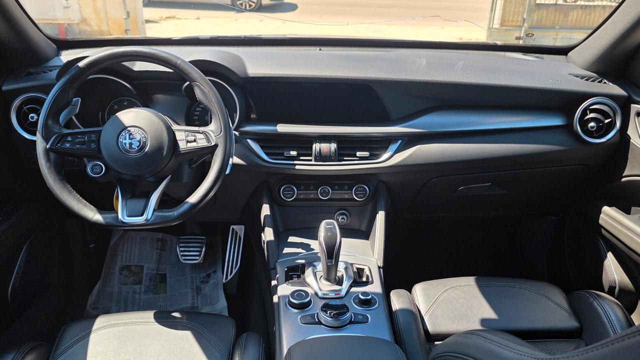 Stelvio Q4 VELOCE - 2.2 Td 210cv AT8