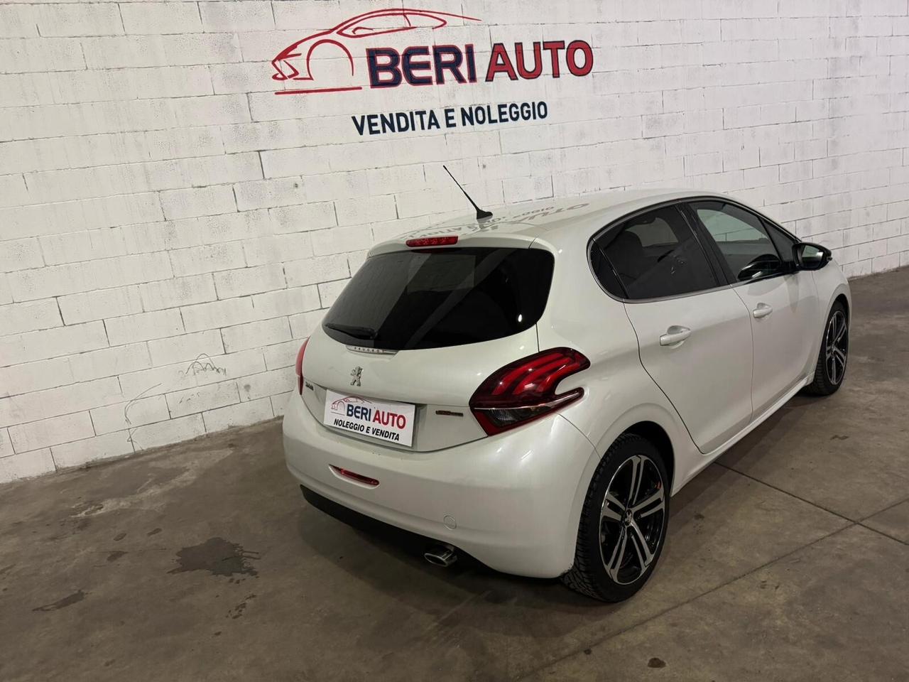 Peugeot 208 BlueHDi 5 porte allestimento GT Line