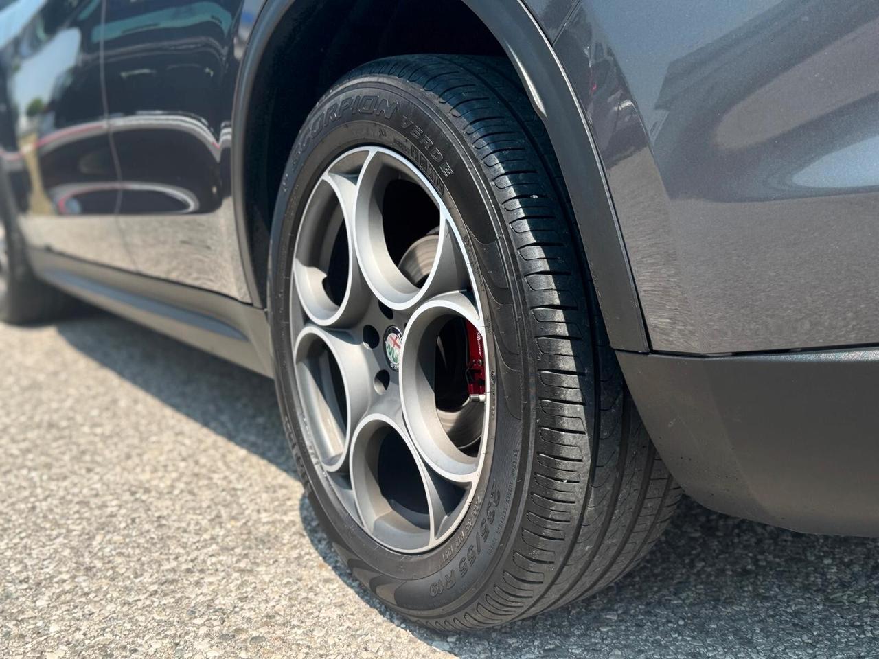 Alfa Romeo Stelvio 2.2 Turbodiesel 210 CV AT8 Q4 Business