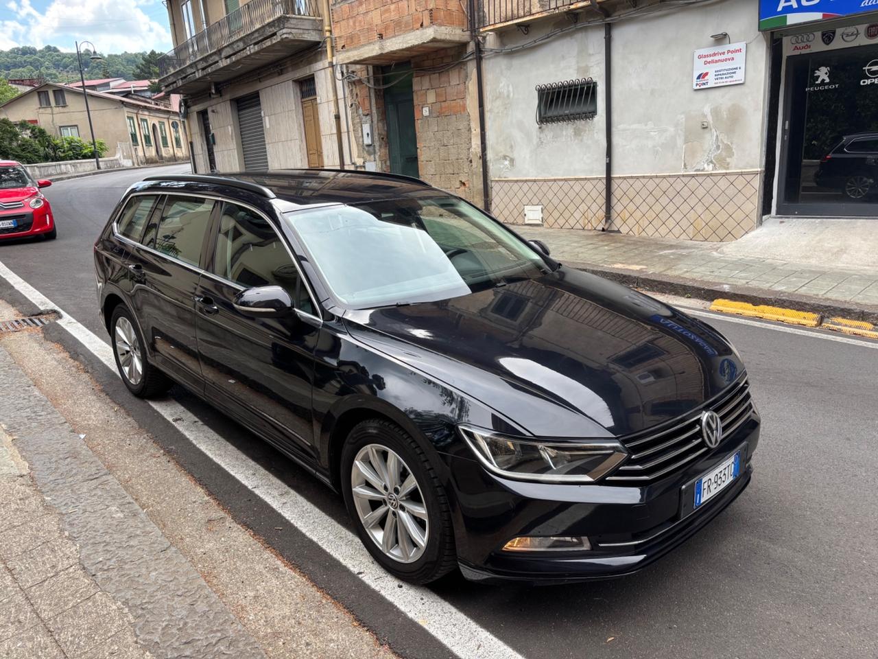 Volkswagen Passat 1.6 TDI SCR DSG Business BMT