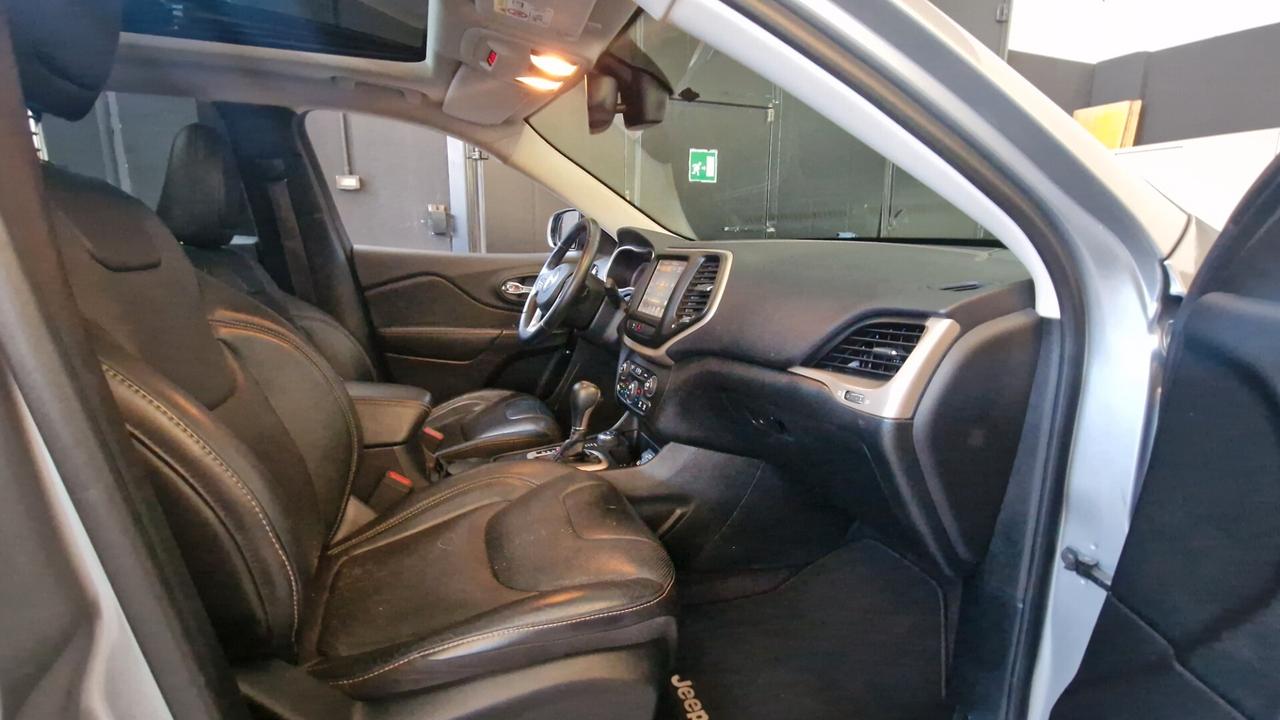 Jeep Cherokee 2.2 Mjt II 4WD Active Drive II Overland