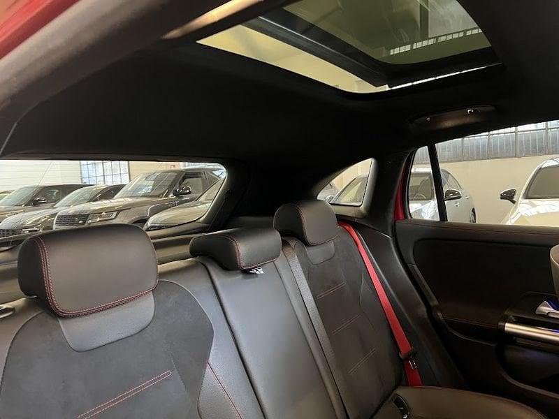 Mercedes-Benz GLA Mercedes-AMG GLA 35 4MATIC