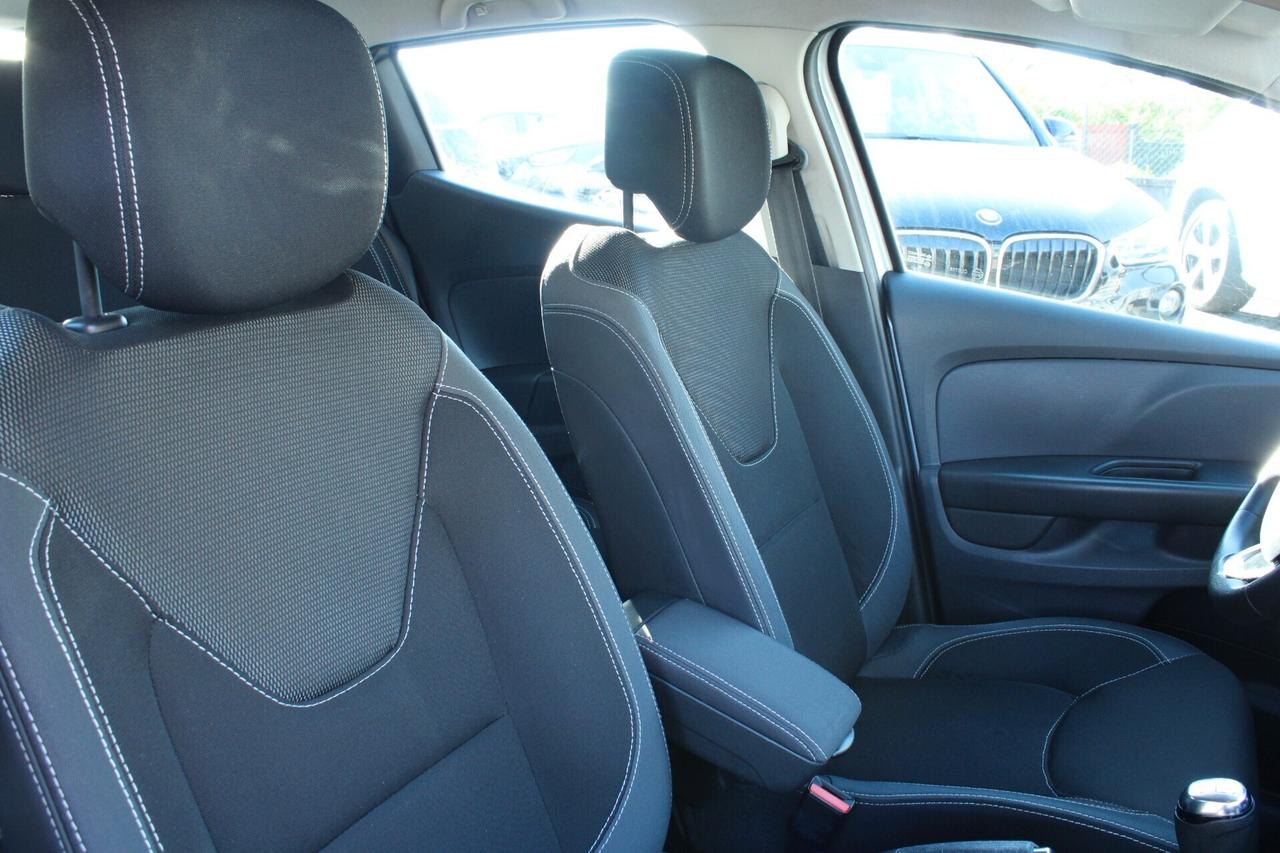 Renault Clio 1.2 75CV 5 porte Intens