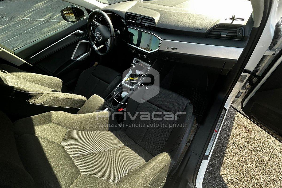 AUDI Q3 45 TFSI e S tronic S line edition