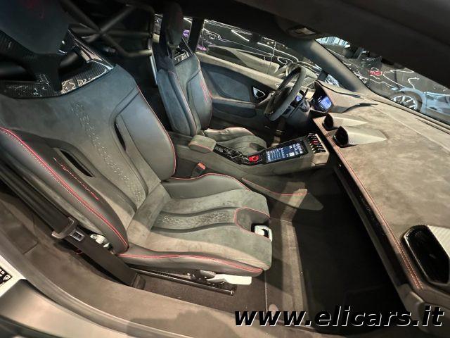 LAMBORGHINI Huracan Huracán Sterrato 5.2 V10 EVO RWD