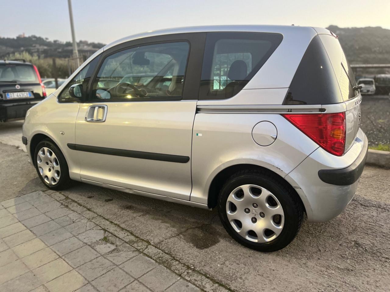 Peugeot 1007 1.4 HDI