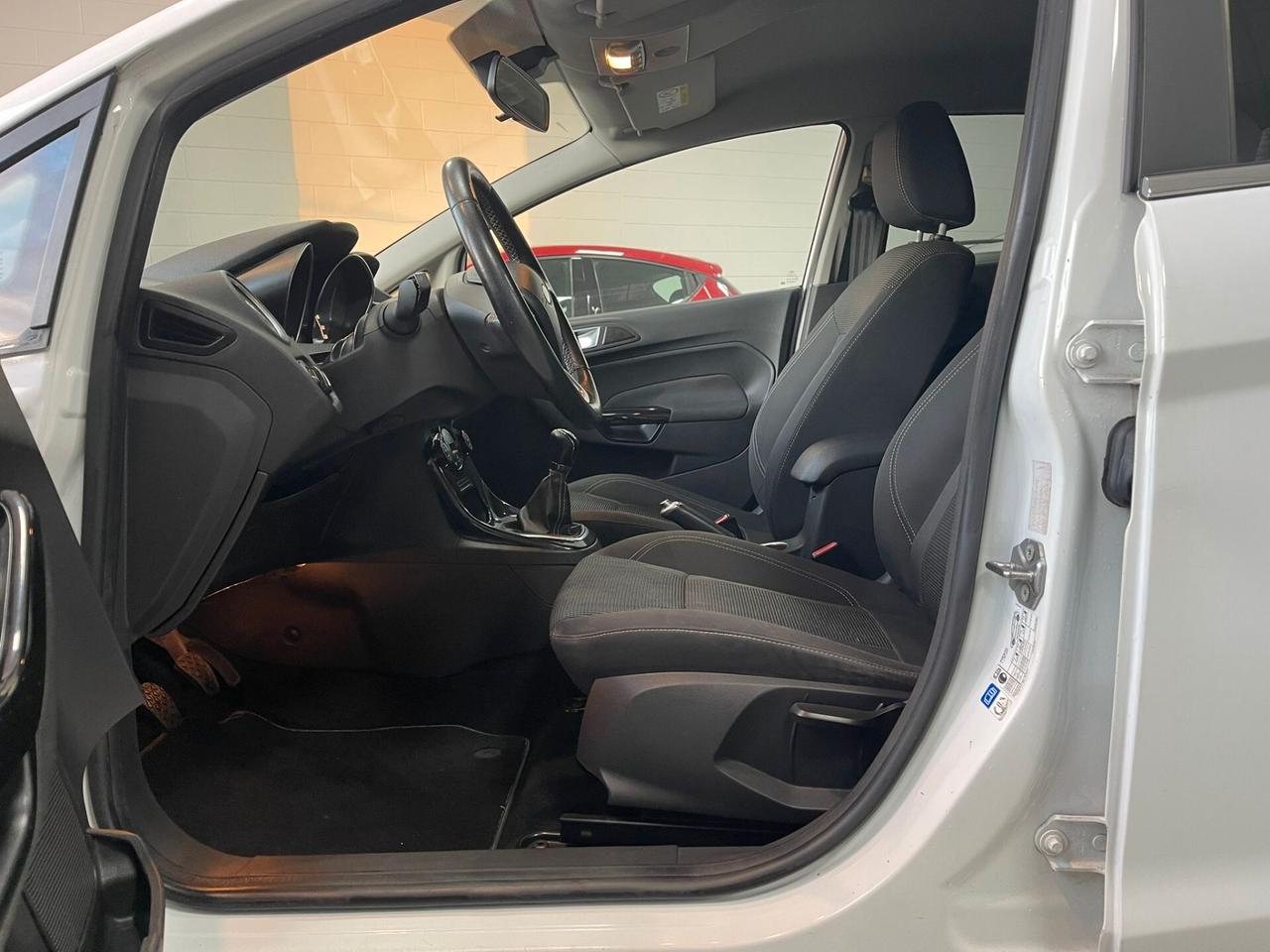 Ford Fiesta 1.0 80CV 5 porte Black & White Edition