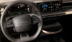 Lancia Ypsilon Hybrid e-DCT