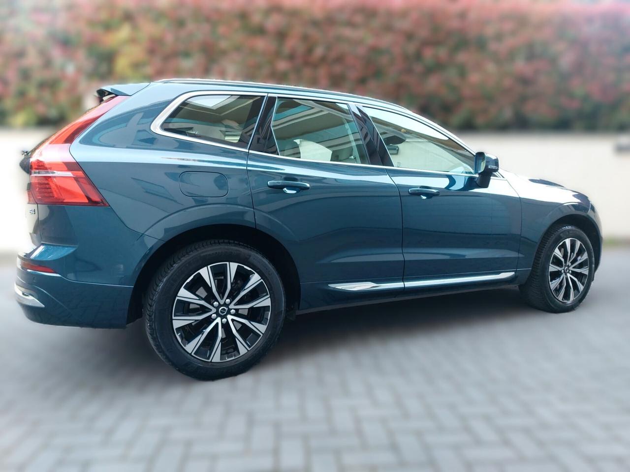 Volvo XC 60 XC60 2.0 b4 Plus Bright awd auto
