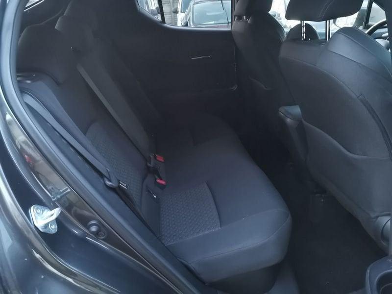 Toyota C-HR C-HR 2.0h Trend e-cvt