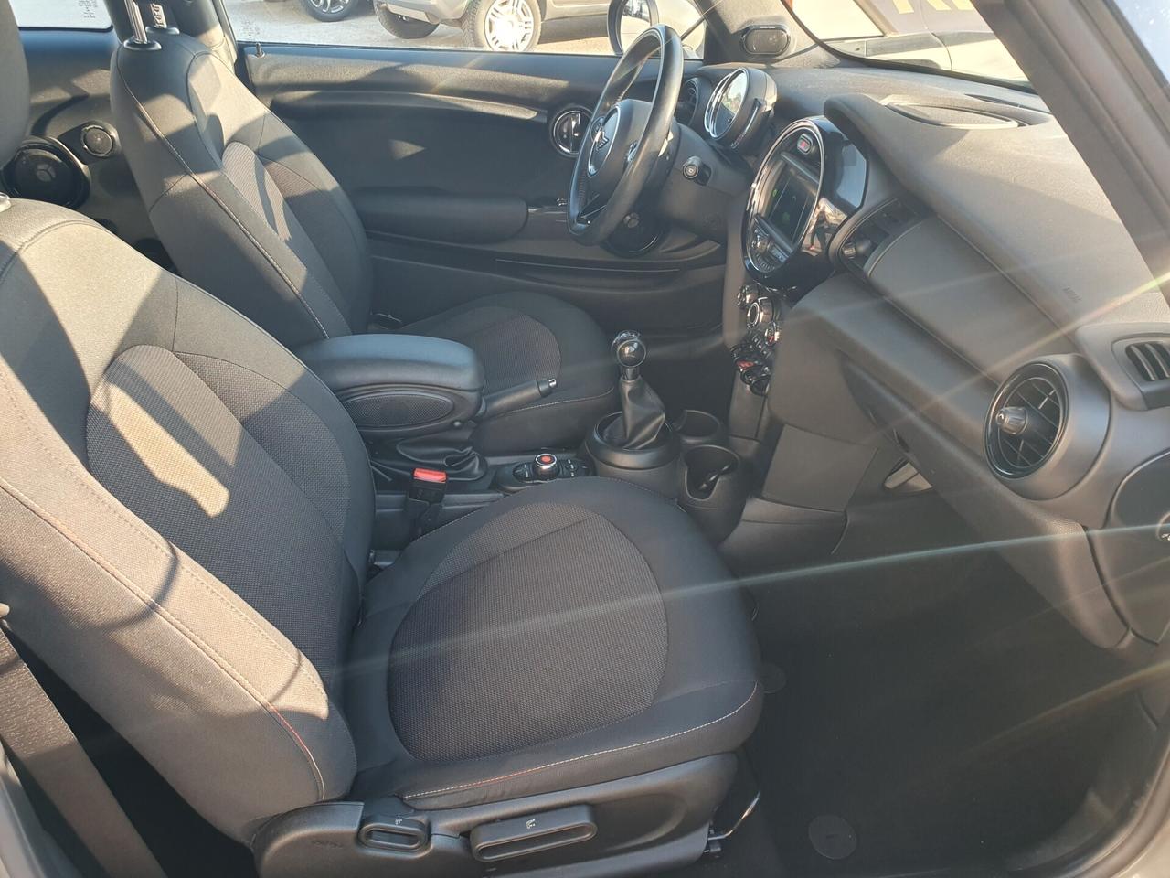 Mini 1.5 Cooper 102cv benzina Neopatent 2018