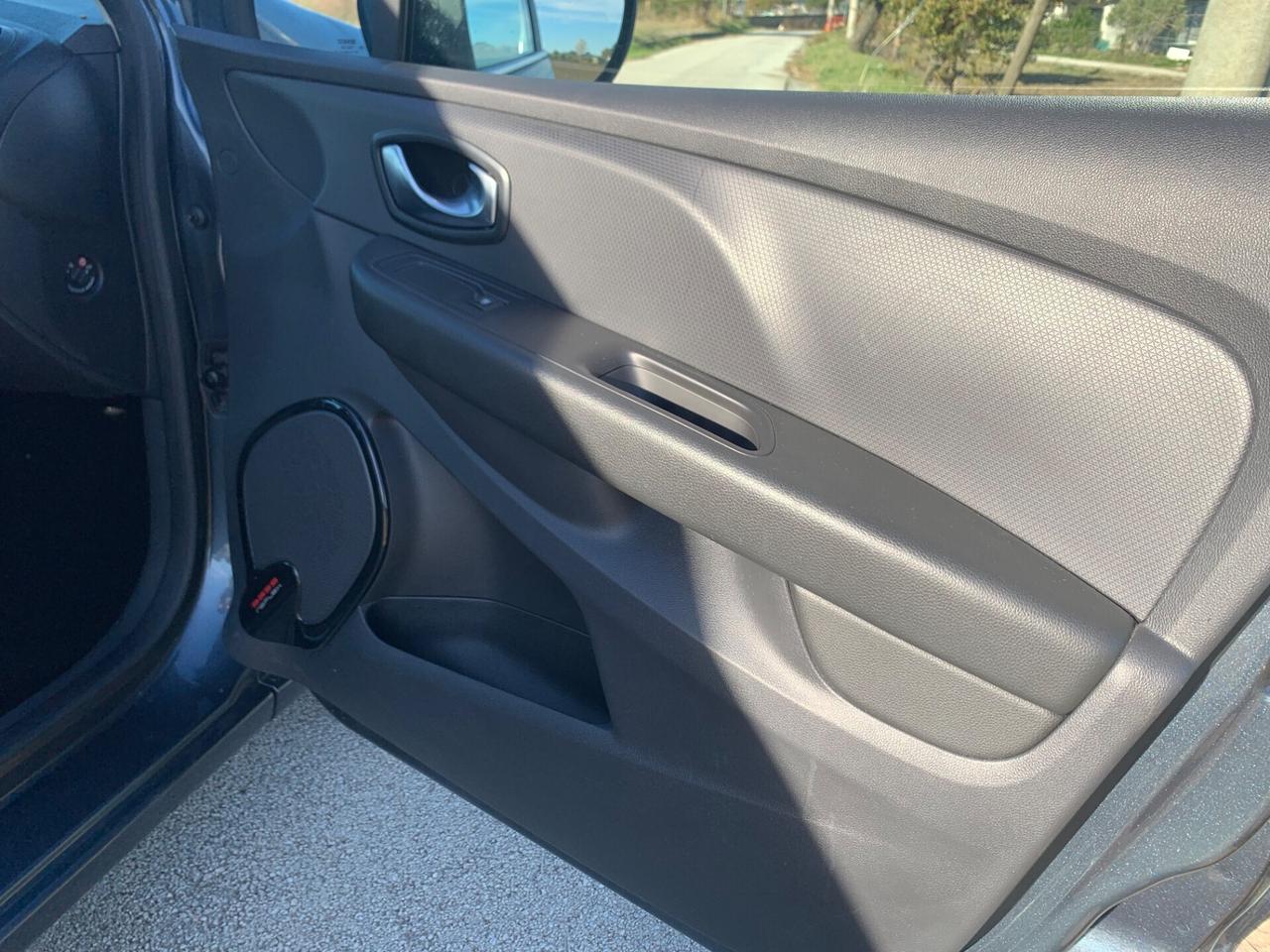 Renault Clio dCi 8V 75CV Start&Stop 5 porte Energy Zen