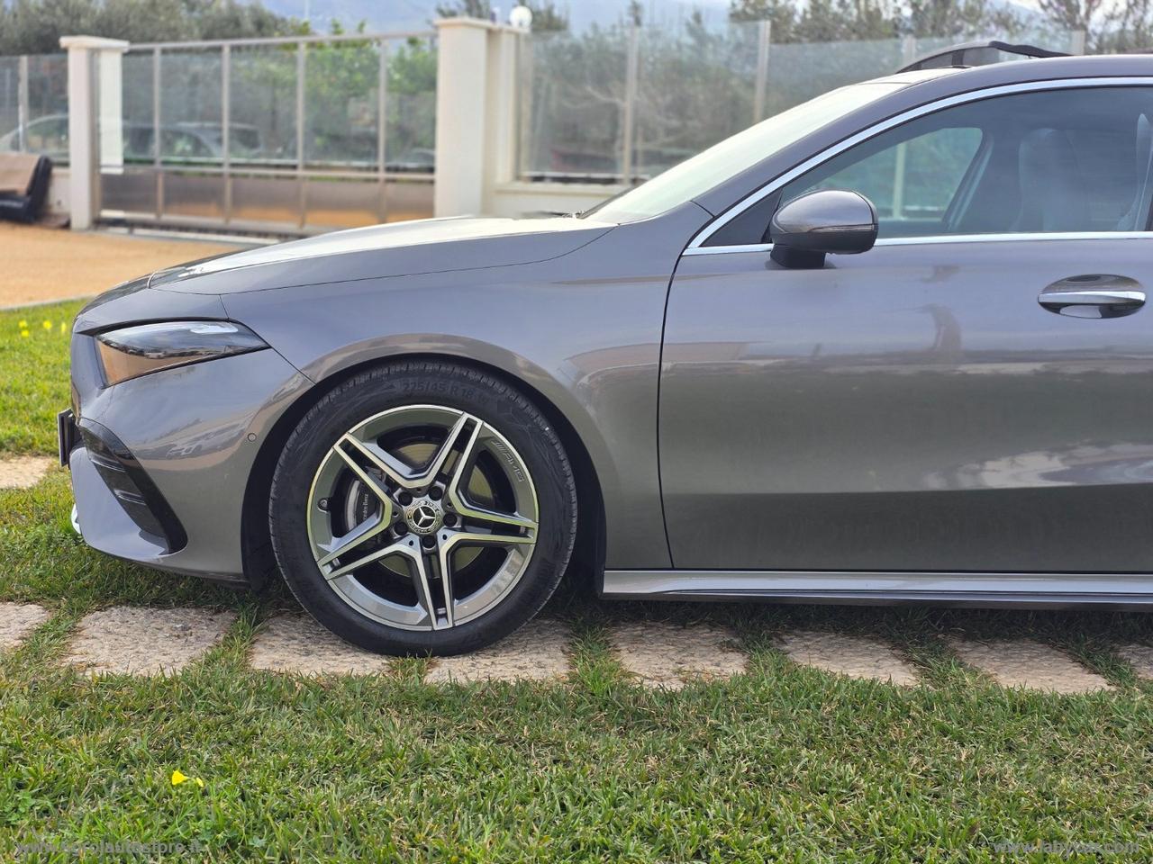MERCEDES-BENZ A 200 d Automatic Premium Plus AMG Line TETTUCCIO