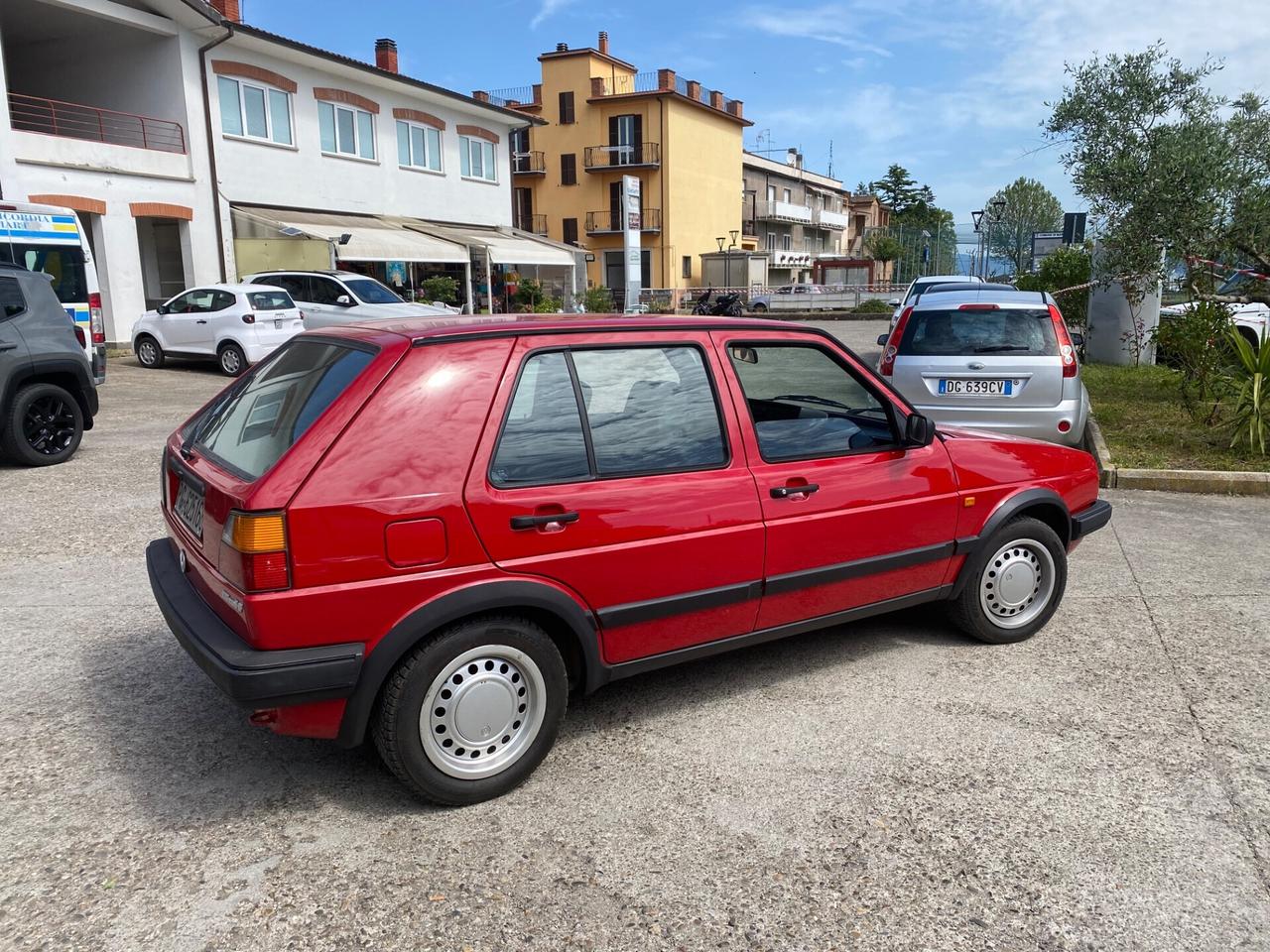 Volkswagen Golf 1300 5 porte GL