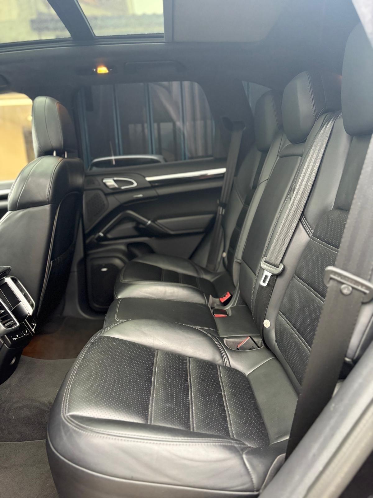 Porsche Cayenne 4.8 Turbo