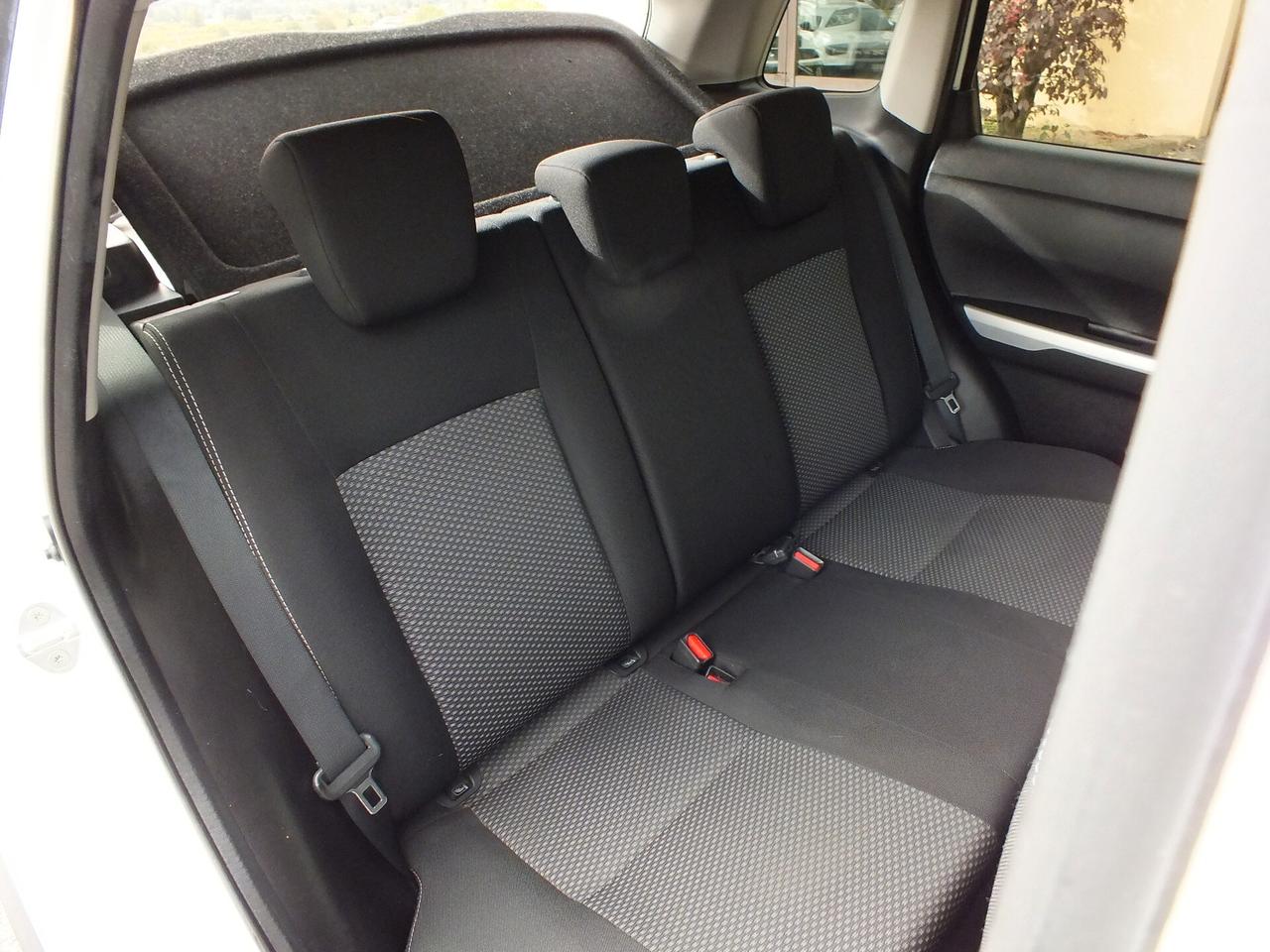 SUZUKI VITARA 1.6 DDiS 4X4 -RETROCAMERA