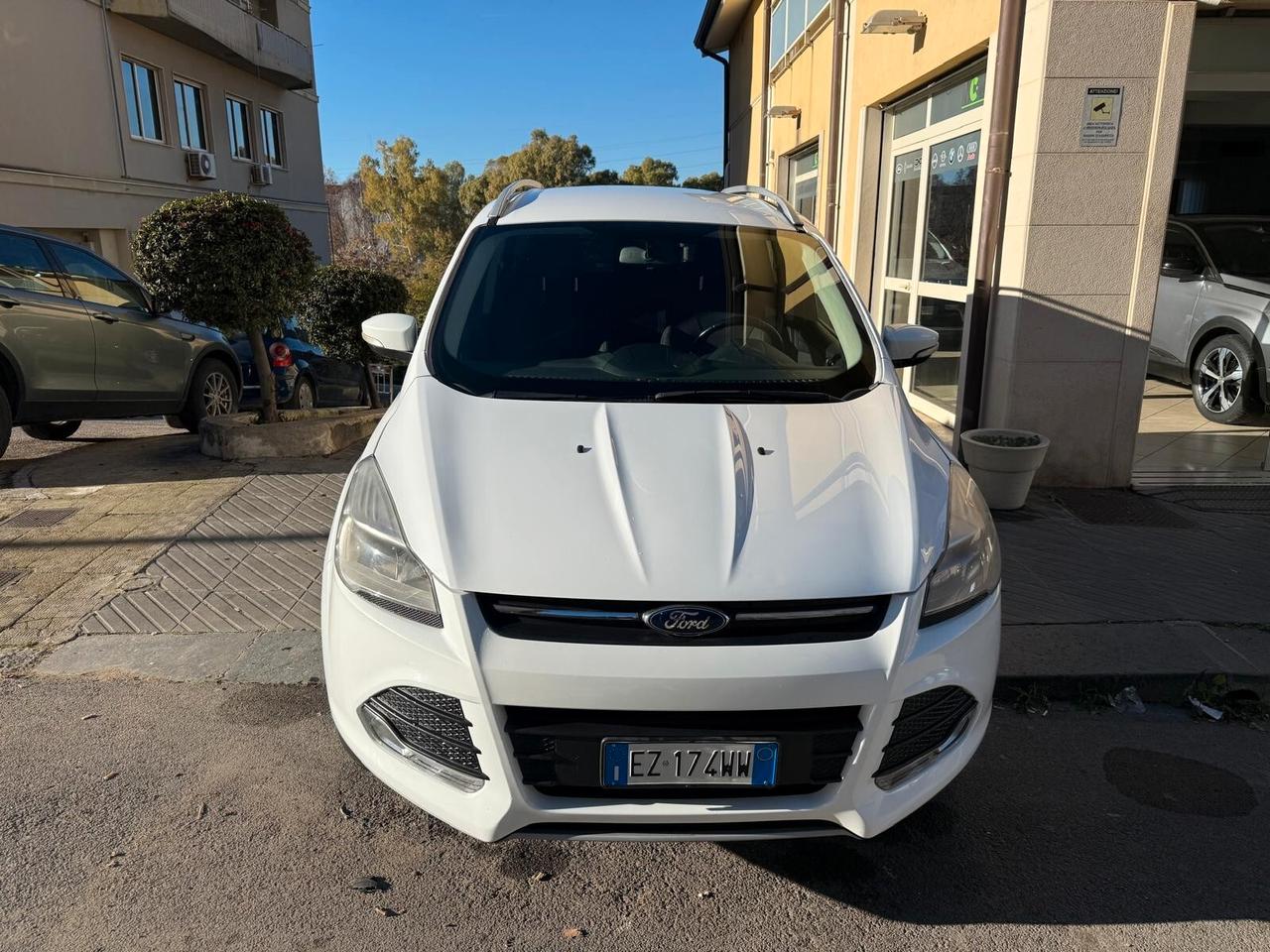 Ford Kuga 2.0 TDCI 120 CV S&S 2WD Titanium
