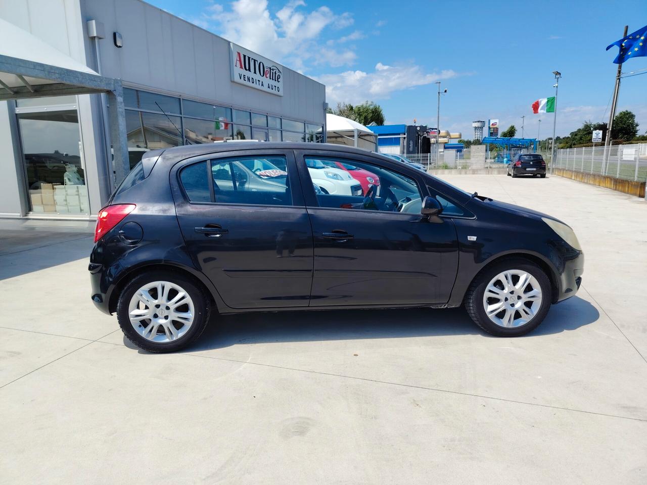Opel Corsa 1.0 12V 5 porte Enjoy