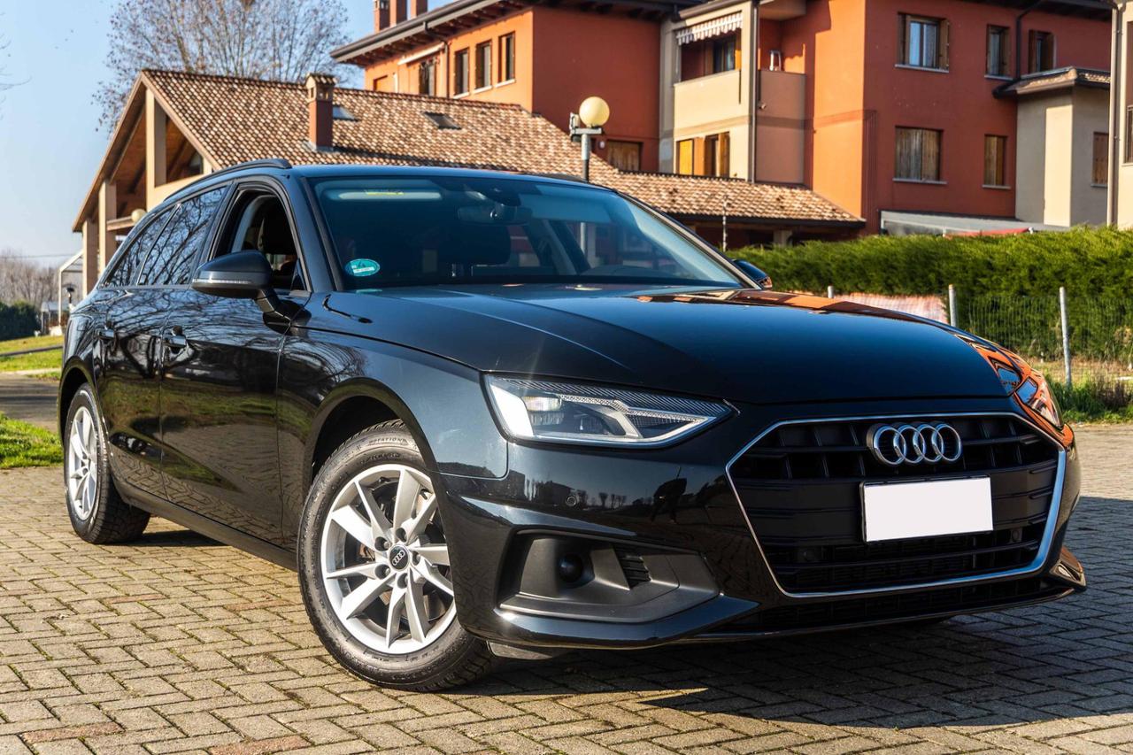 Audi A4 Avant 35 TDI Hybrid 163CV S Tronic MHEV - 2024