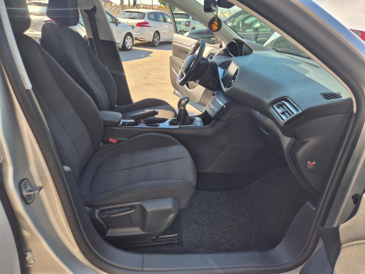 Peugeot 308 1.6 HDi 92 CV SW Active