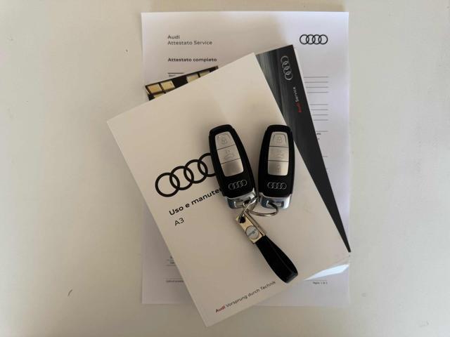 AUDI A3 SPB 30 g-tron S tronic Business Full LED