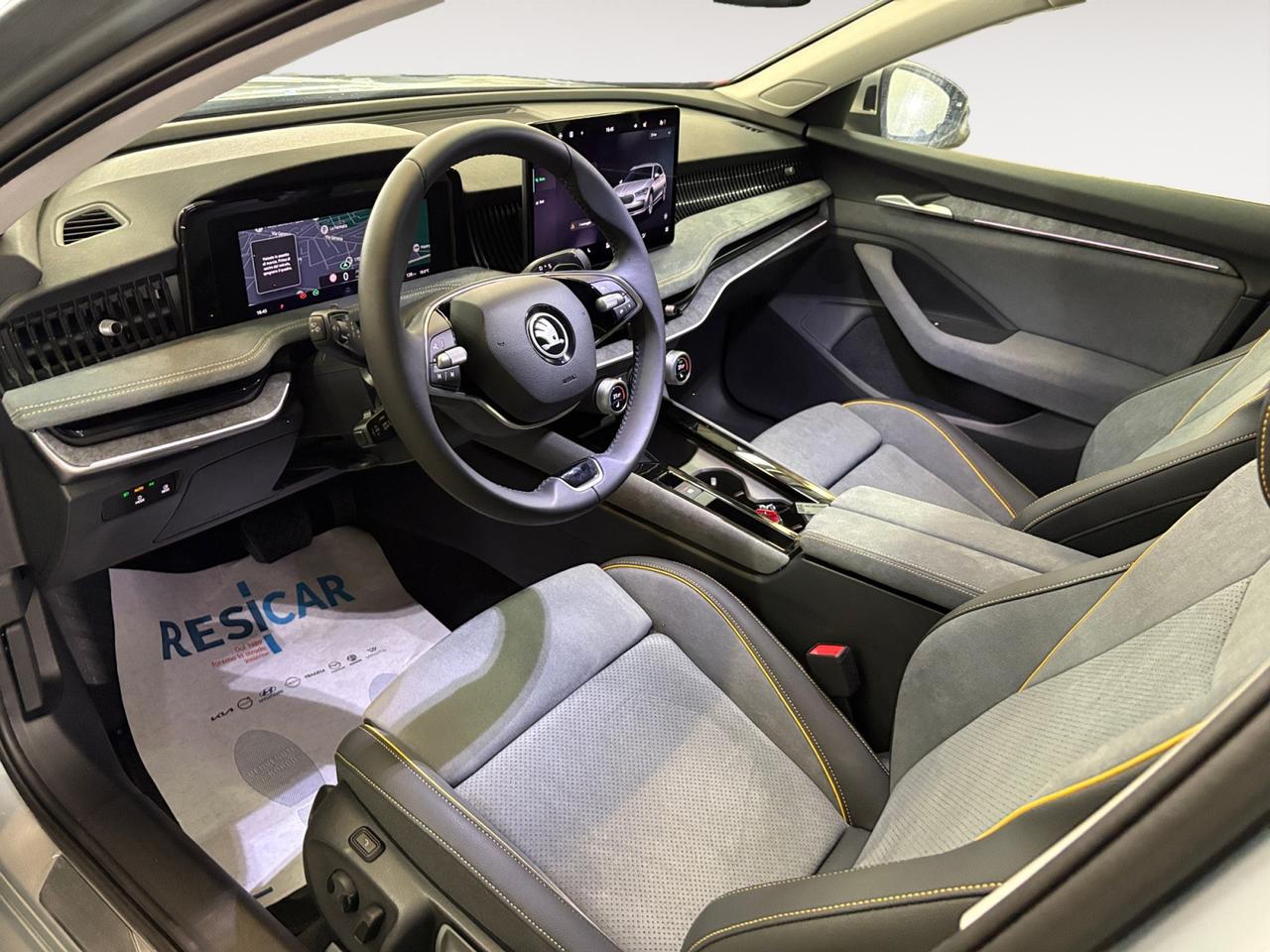 SKODA Superb Wagon Style 2,0 TDI 110 kW (150 CV) 7 marce - DSG