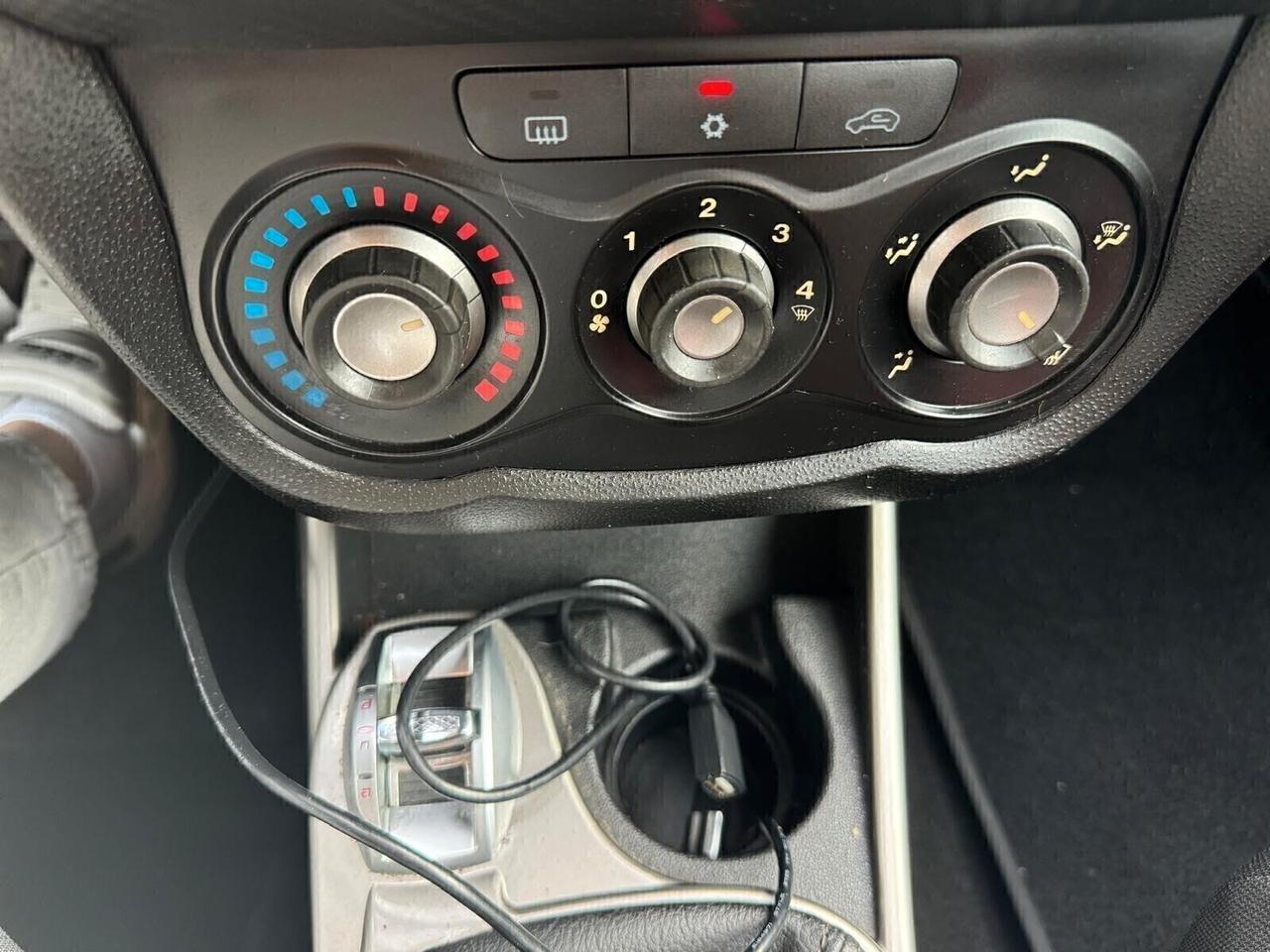 Alfa Romeo MiTo 1.6 JTDm 16V Distinctive Sport Pack