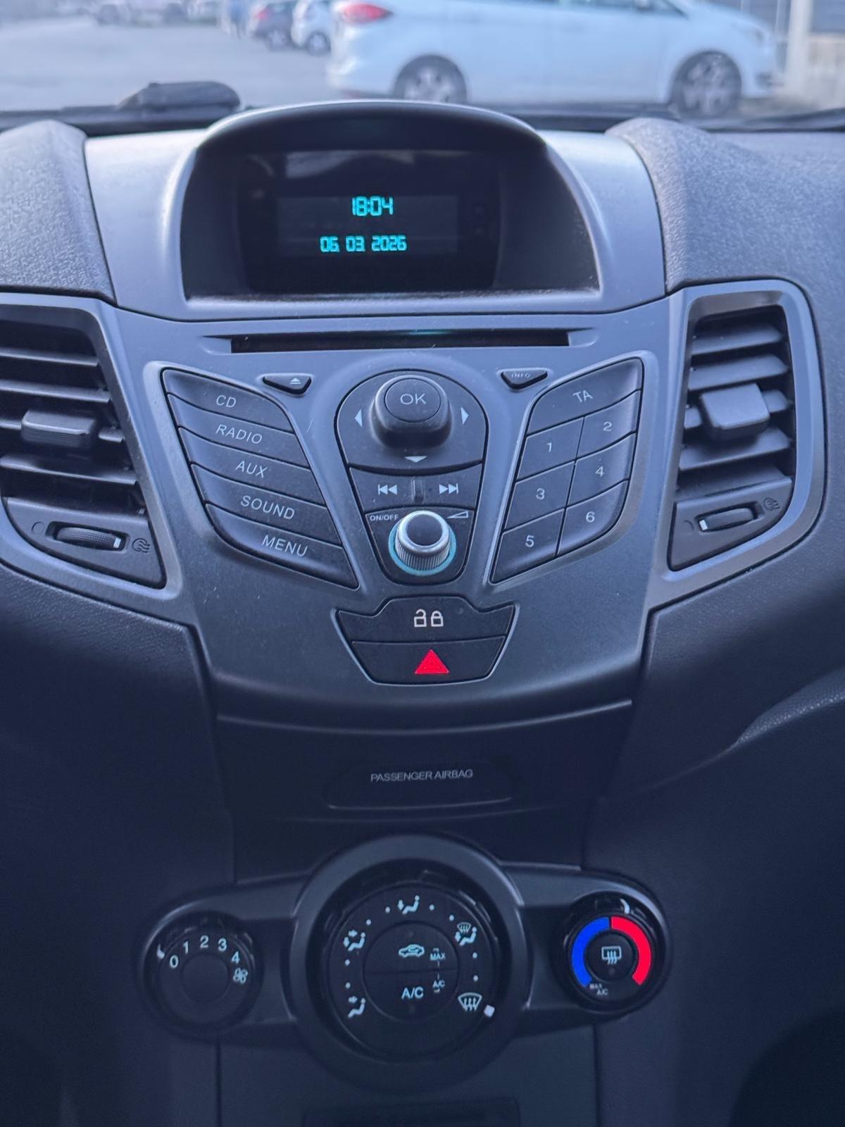 Ford Fiesta 1.5 TDCi Titanium GARANZIA 12 m