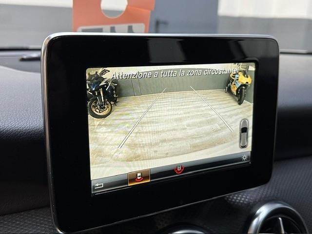 Mercedes-benz A 180 Premium amg