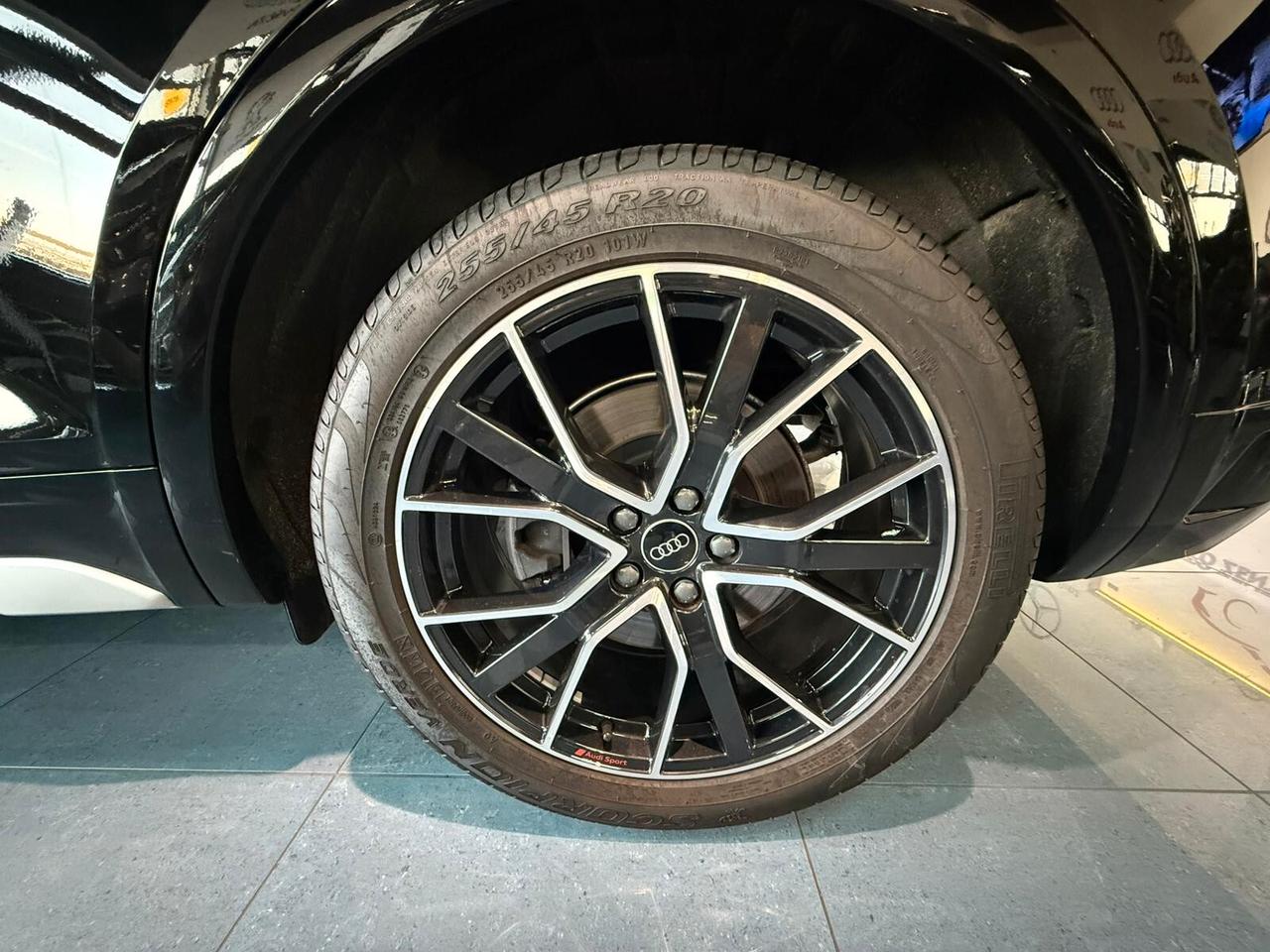 Audi Q5 35 2.0 tdi Sport quattro 163cv s-tronic my20