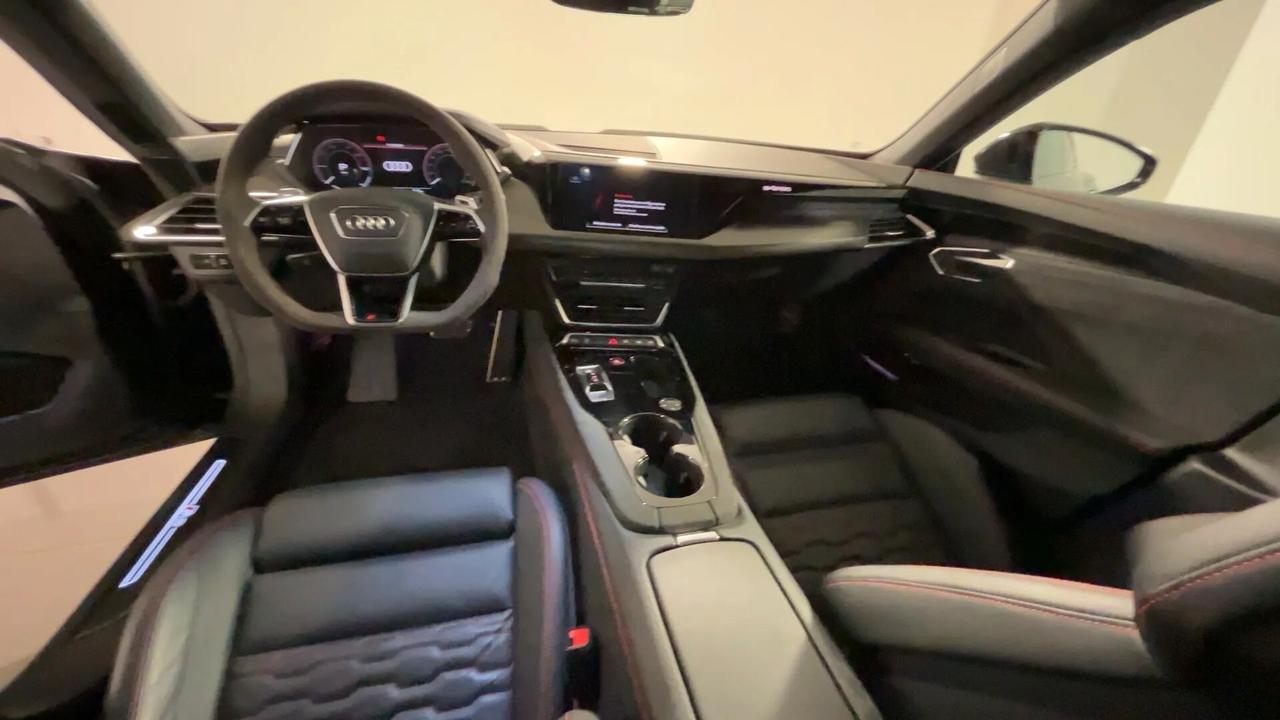 Audi E-tron GT RS quattro